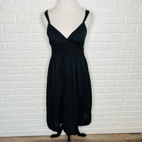 Vince Dresses & Skirts - VINCE Smocked Black Sundress Lined Cotton Size 6